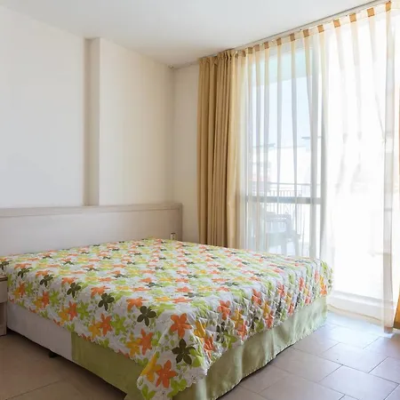 ❤studio With Kitchen & Balcony Pool View❤dp❤ Appartement Slantchev Briag